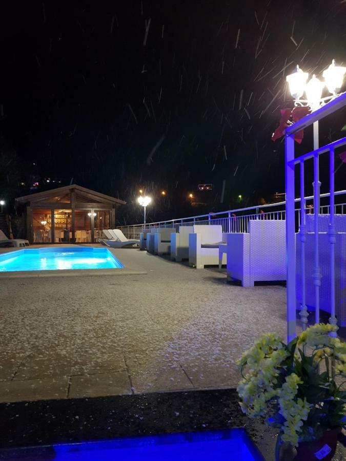 Villa Catie Castellammare di Stabia Exterior foto